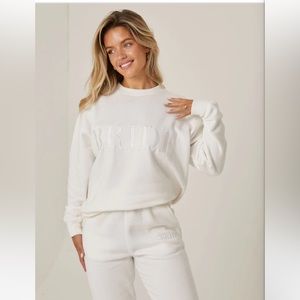 Six Stories Bridal Sweat Set - SO comfortable - worn once for travel to my bach
